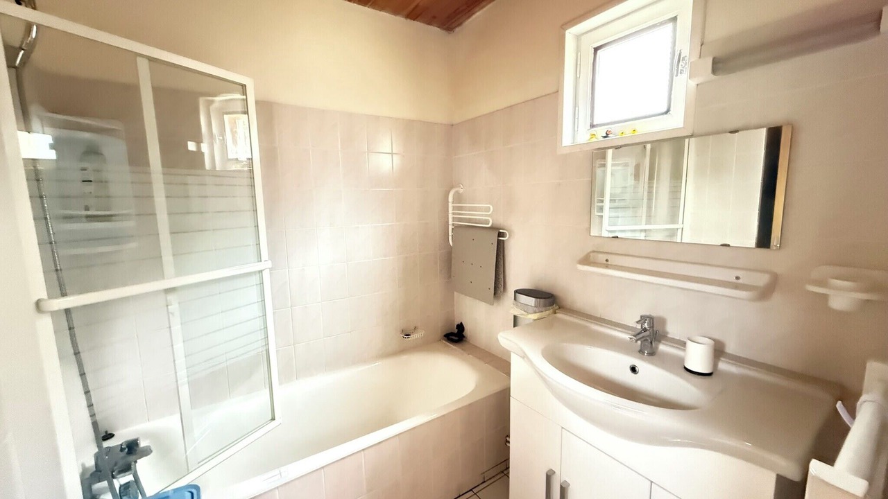 Photo of Bathroom in Les Claux