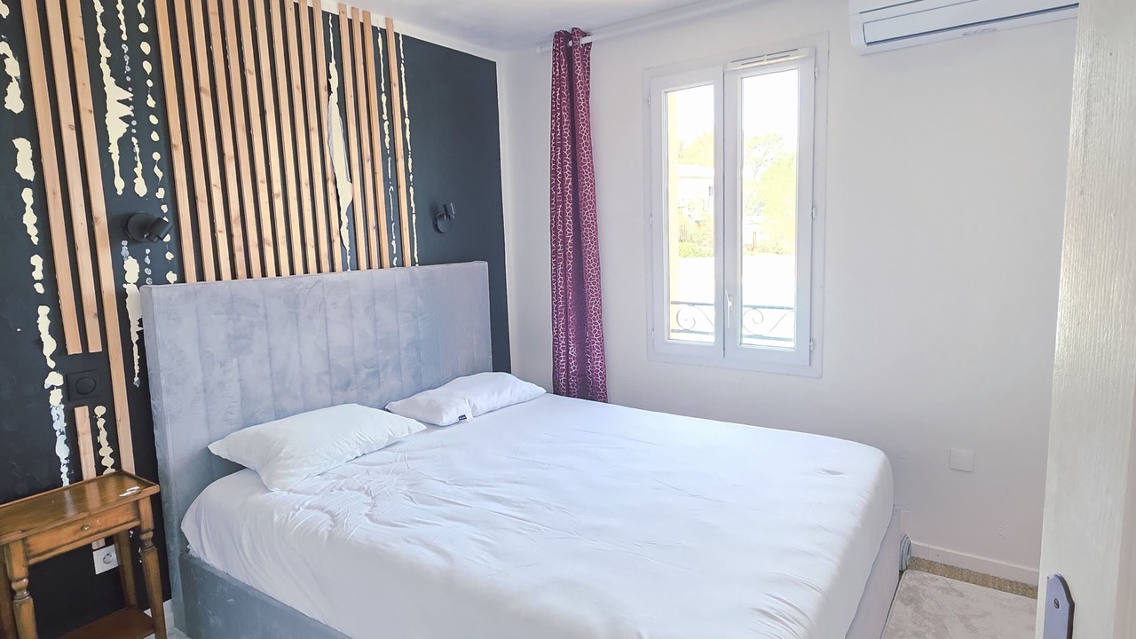Photo of Bedroom in Mallemort