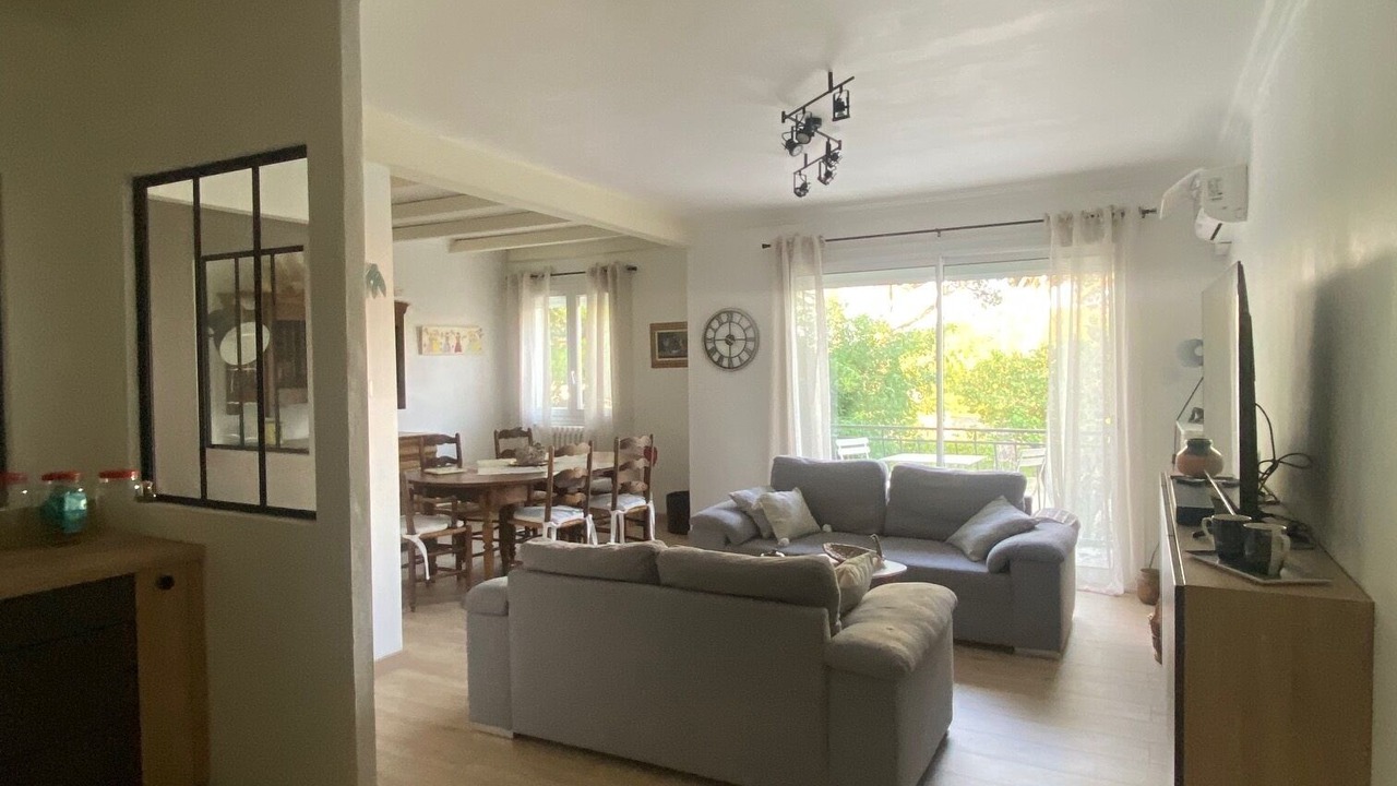 Photo of Livingroom in Saint-Saturnin-les-Avignon