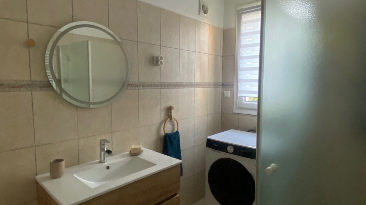 Photo of Bathroom in Saint-Saturnin-les-Avignon