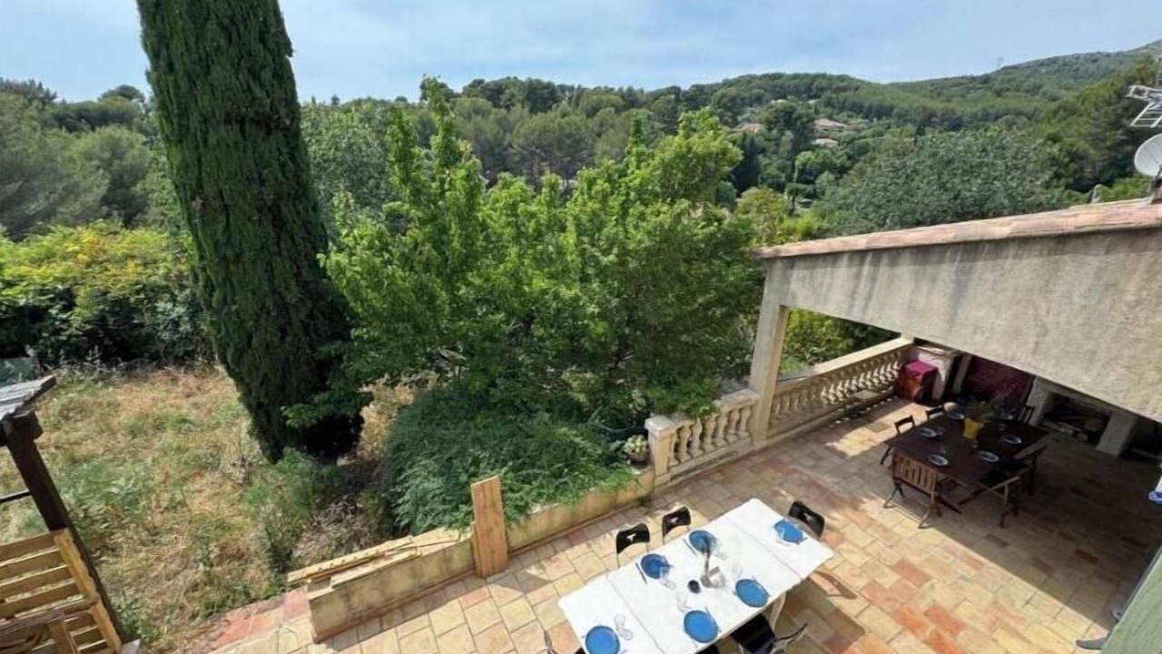 Photo of Outdoor in La Treille