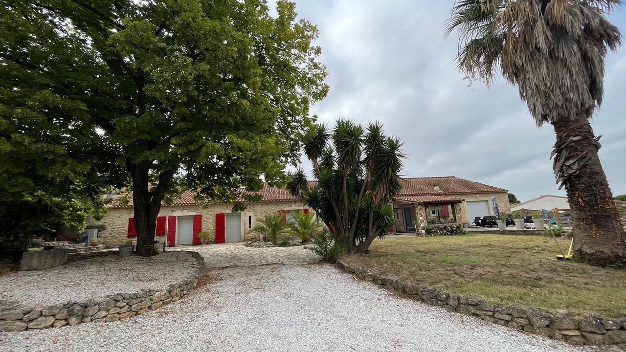 Photo of Outdoor in Thezan-les-Beziers