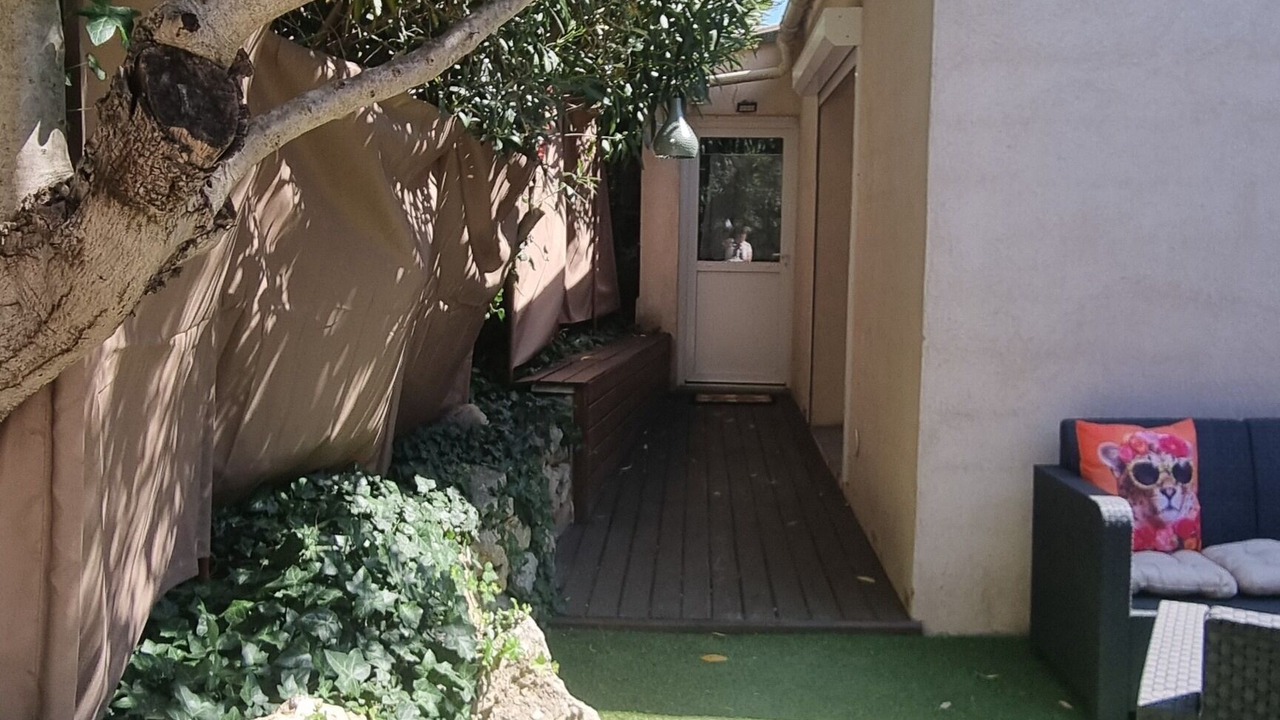 Photo of Patio Balcony in 12th Arrondissement