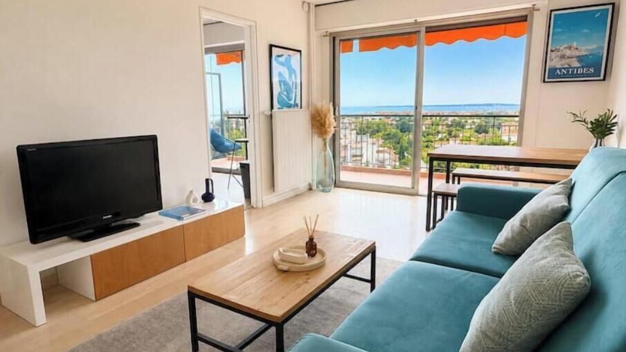 Photo of Livingroom in Antibes