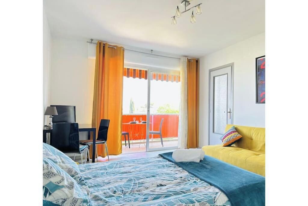 Photo of Livingroom in Antibes
