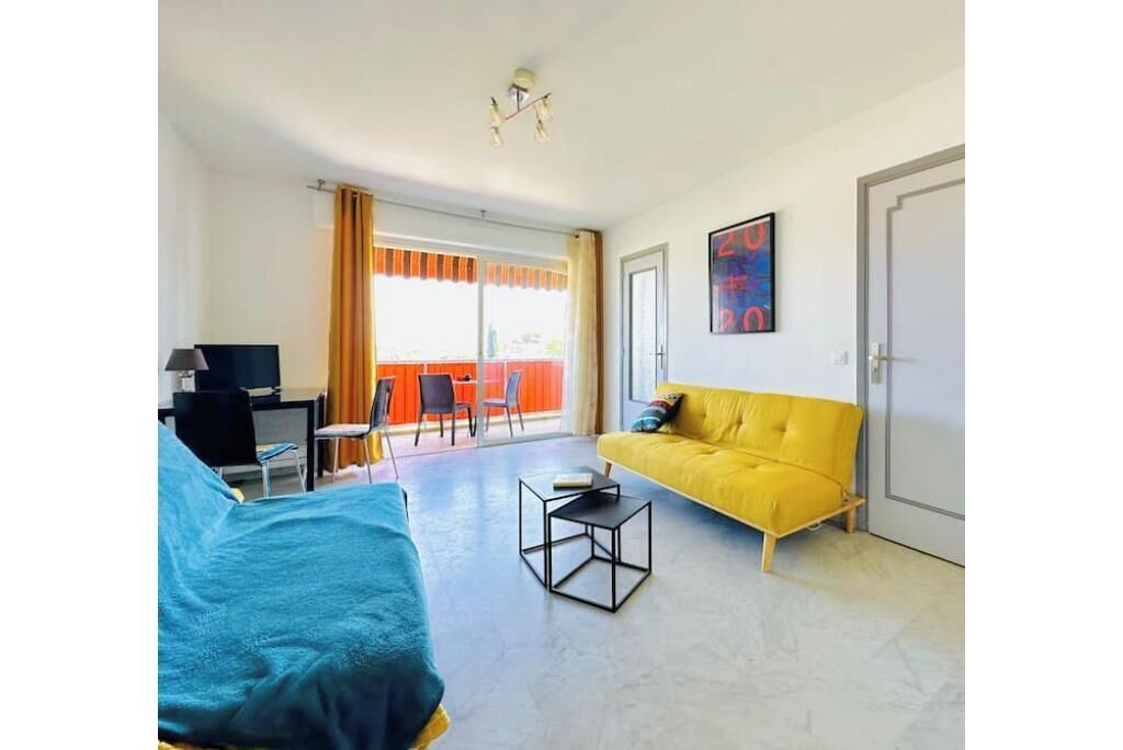 Photo of Livingroom in Antibes