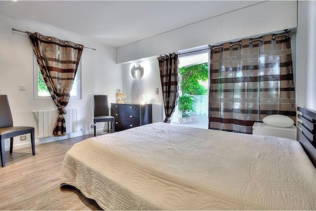 Photo of Bedroom in Antibes