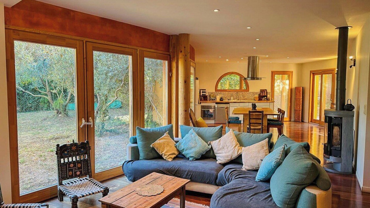 Photo of Livingroom in Cadenet