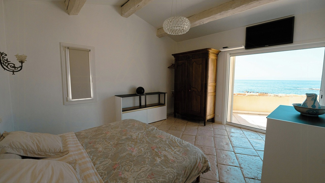 Photo of Bedroom in Carry-le-Rouet