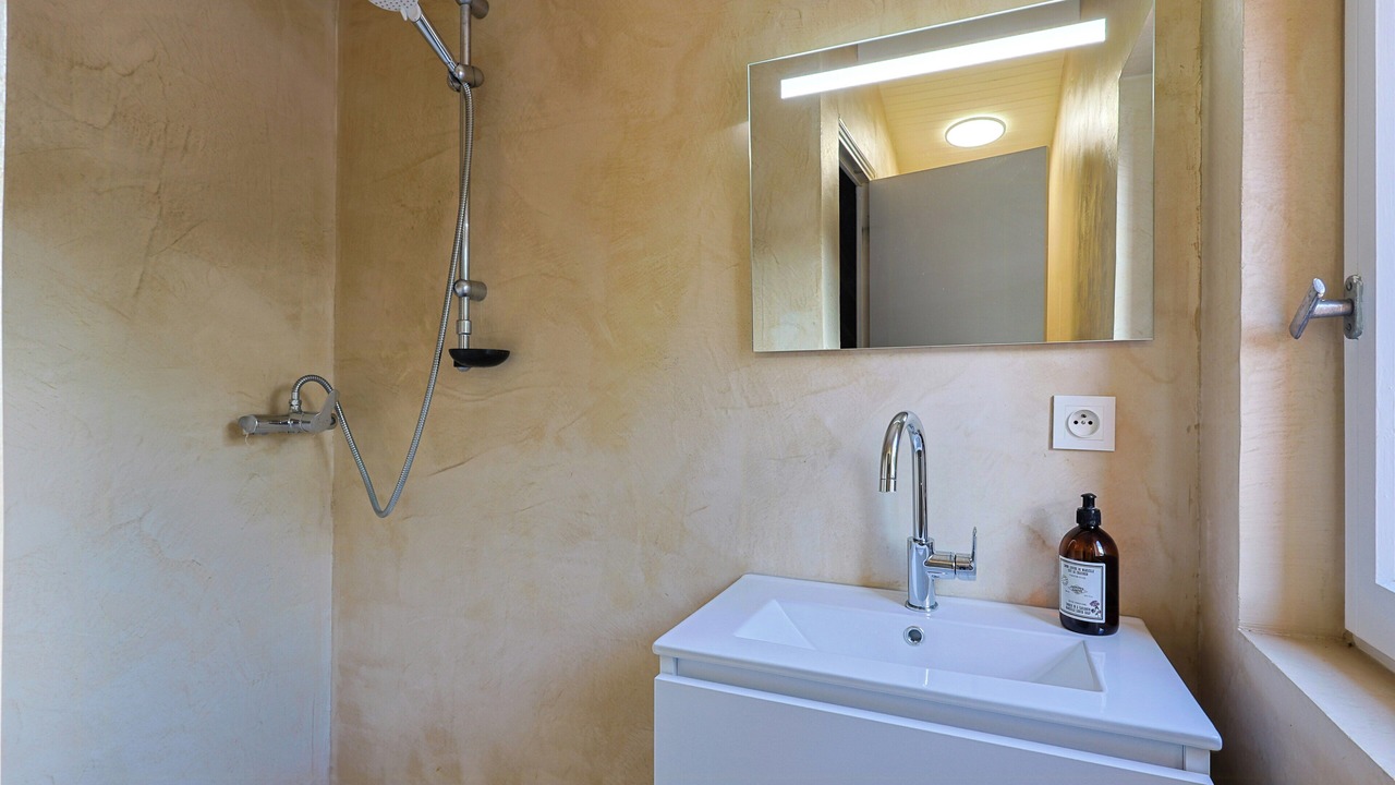Photo of Bathroom in Lorgues