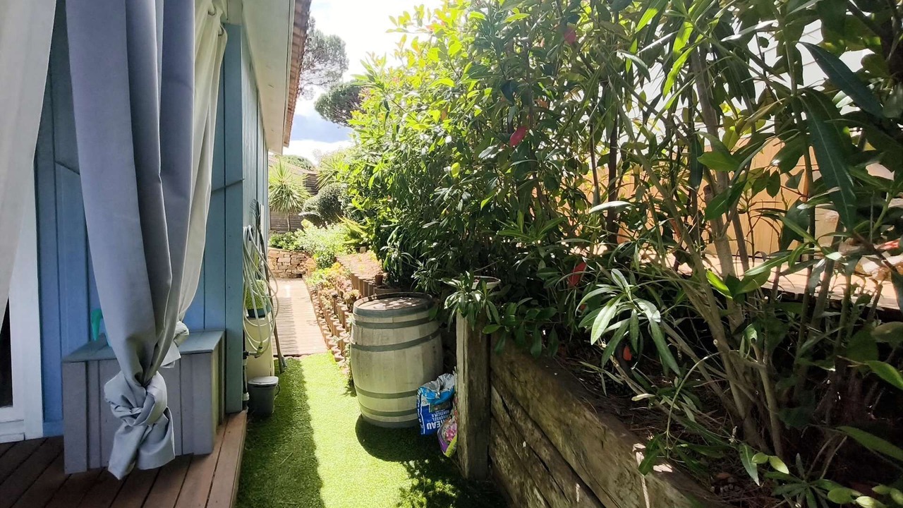 Photo of Patio Balcony in Gassin