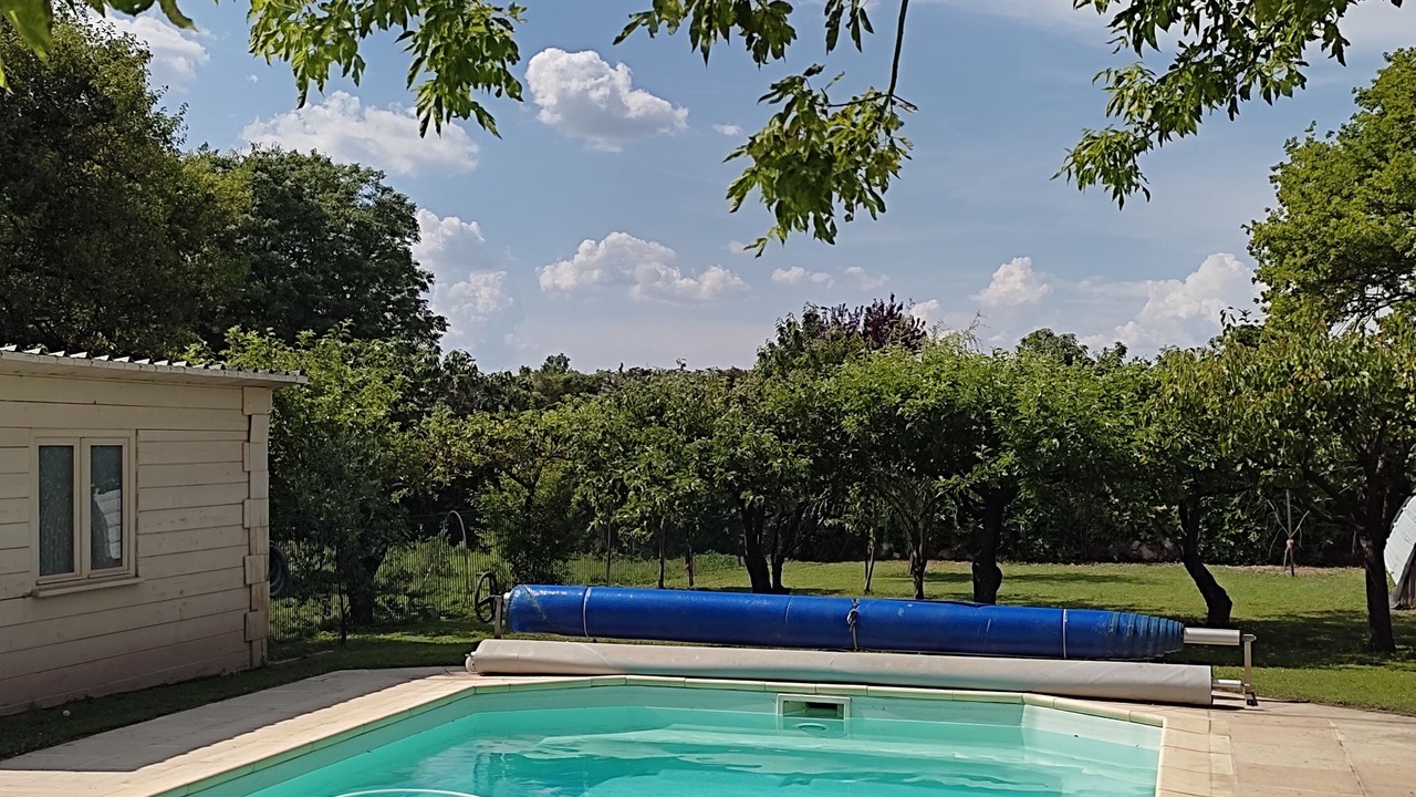 Photo of Outdoor in Velleron