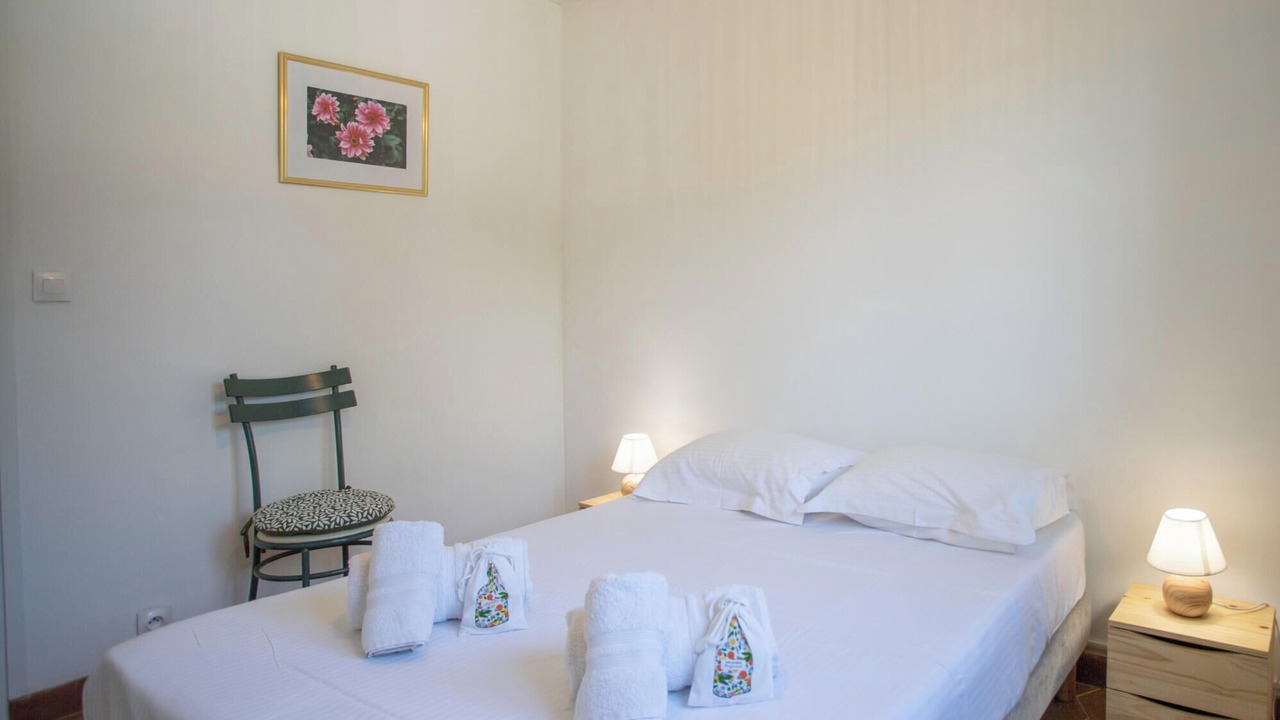 Photo of Bedroom in Les Baraques