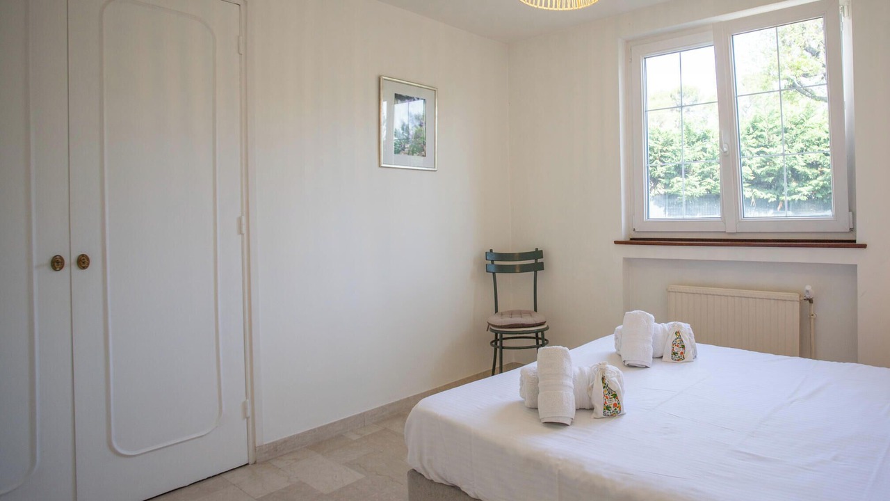 Photo of Bedroom in Les Baraques