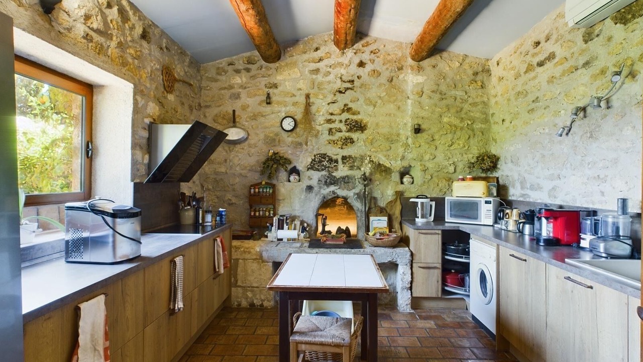 Photo of Kitchen in Aurons