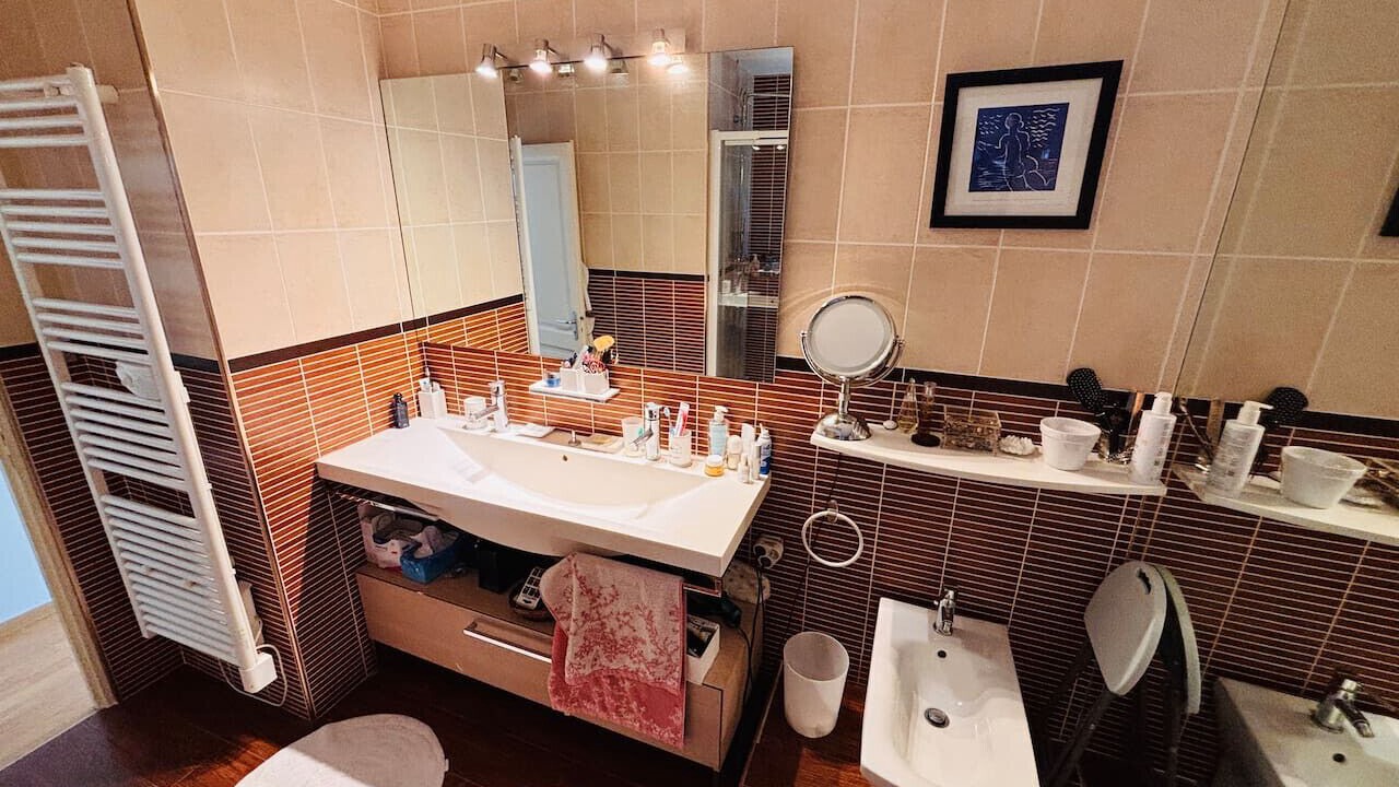 Photo of Bathroom in Castelnau-le-Lez
