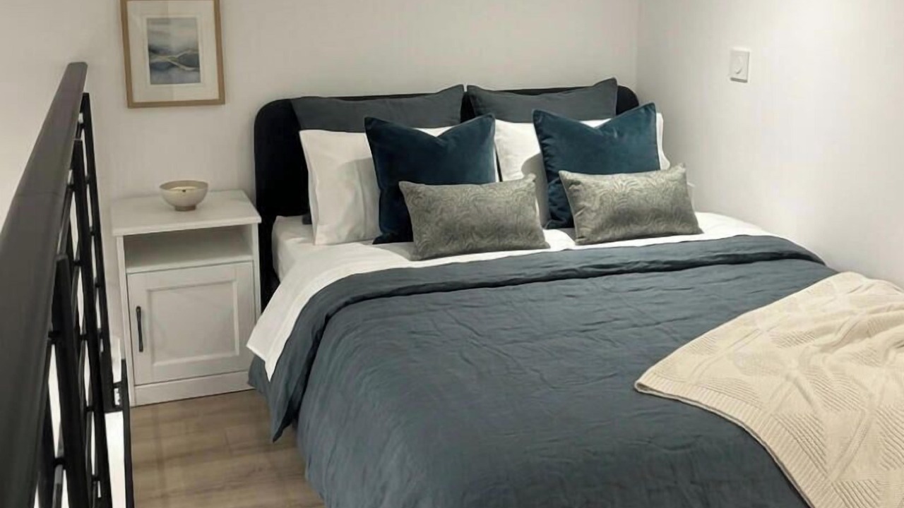 Photo of Bedroom in Faubourg