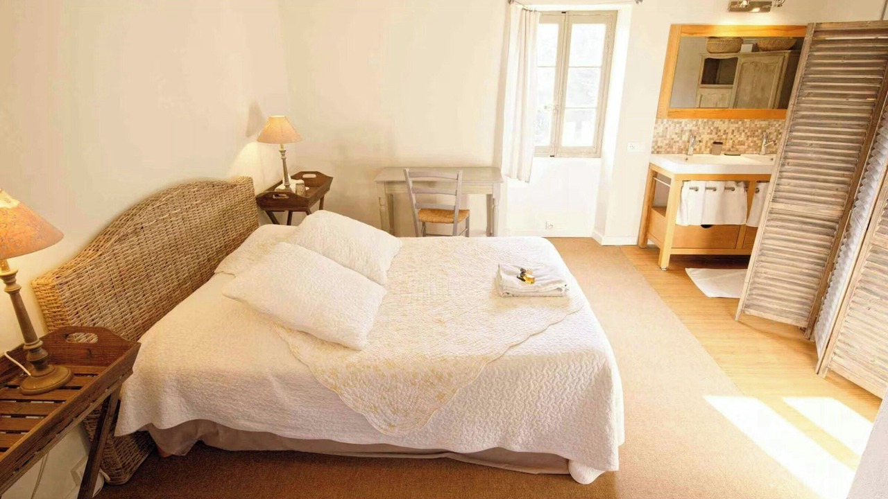 Photo of Bedroom in St.-Remy-de-Provence