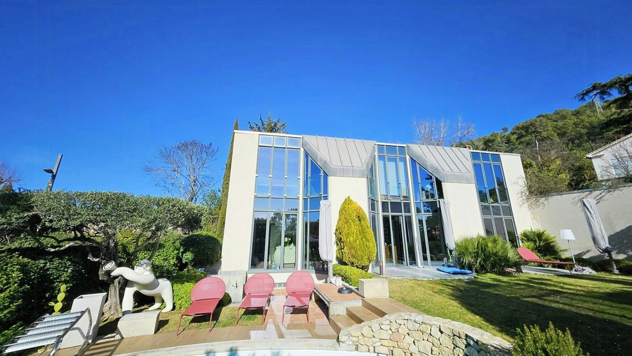 Photo of Outdoor in Est