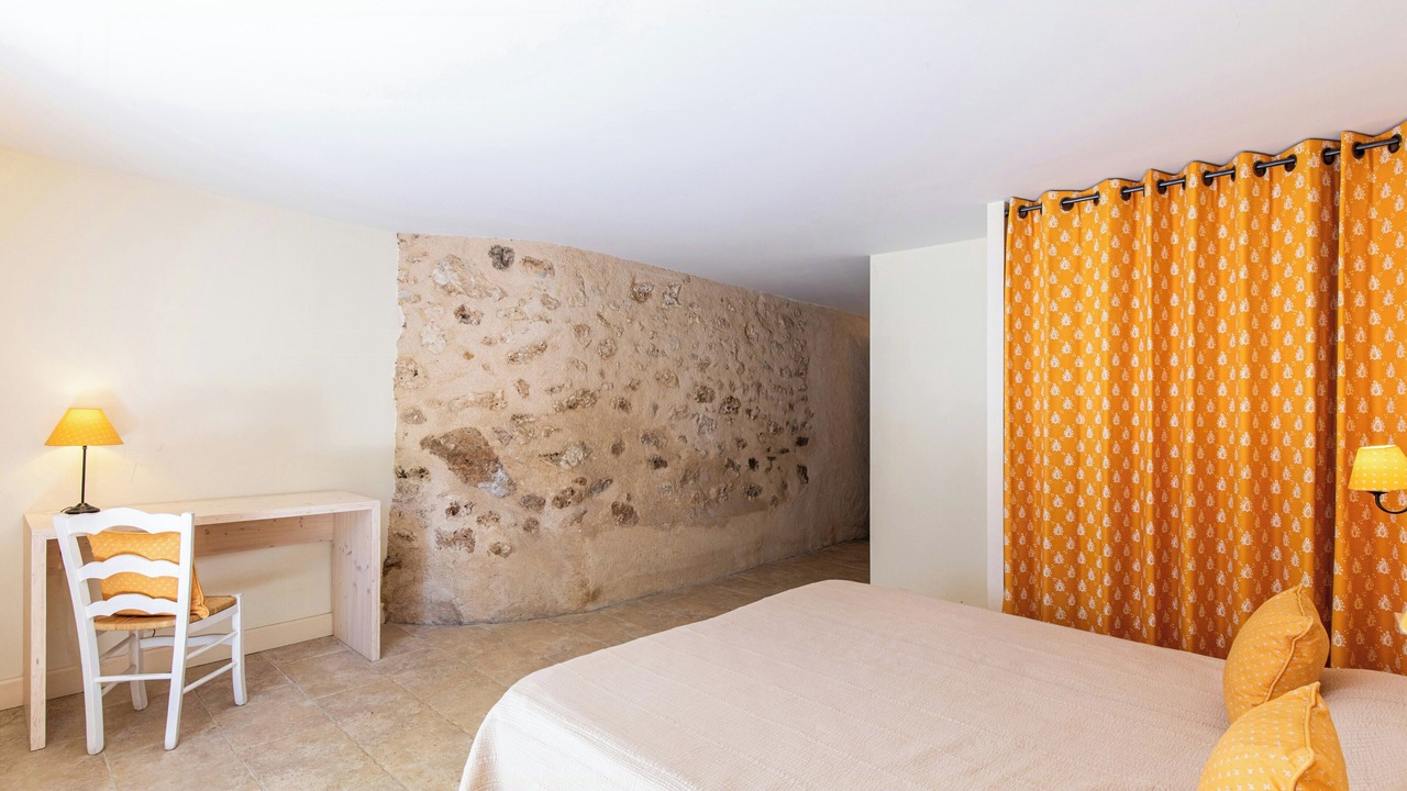 Photo of Bedroom in Saint-Antonin-du-Var