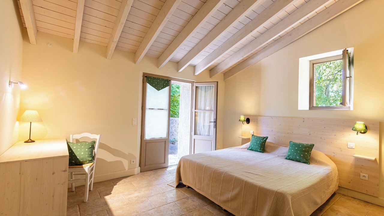 Photo of Bedroom in Saint-Antonin-du-Var