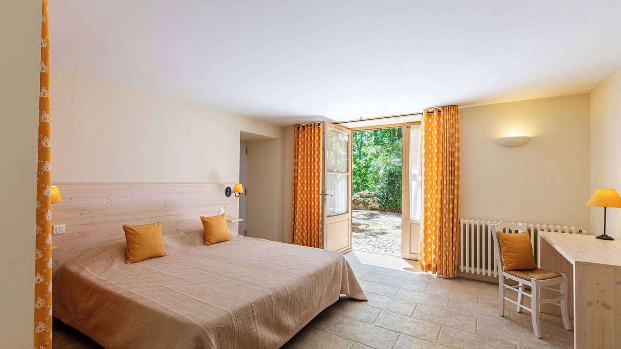Photo of Bedroom in Saint-Antonin-du-Var