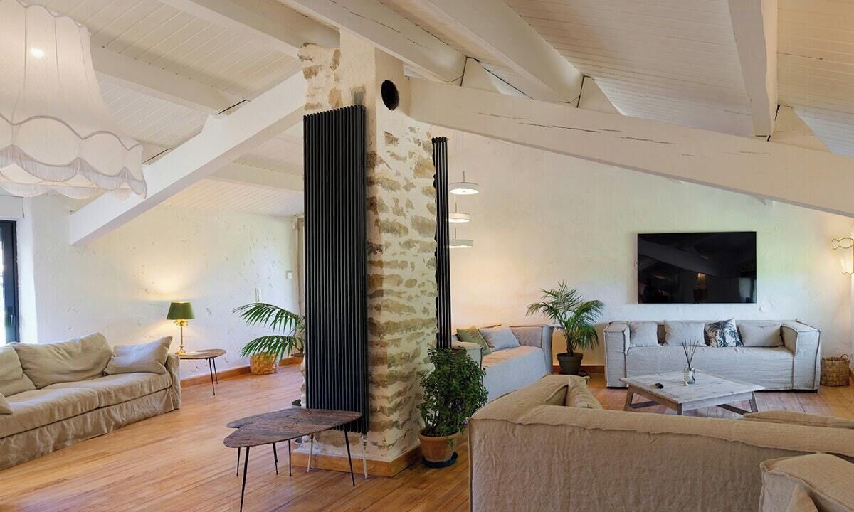 Photo of Livingroom in Chateauneuf-Val-Saint-Donat