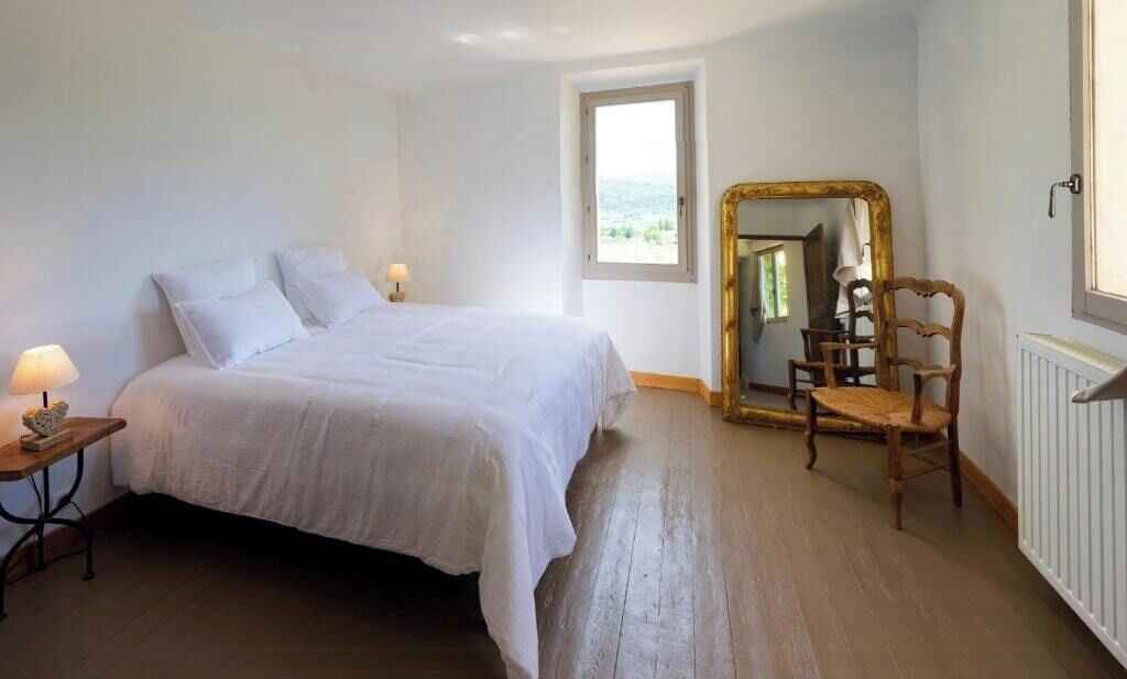 Photo of Bedroom in Chateauneuf-Val-Saint-Donat