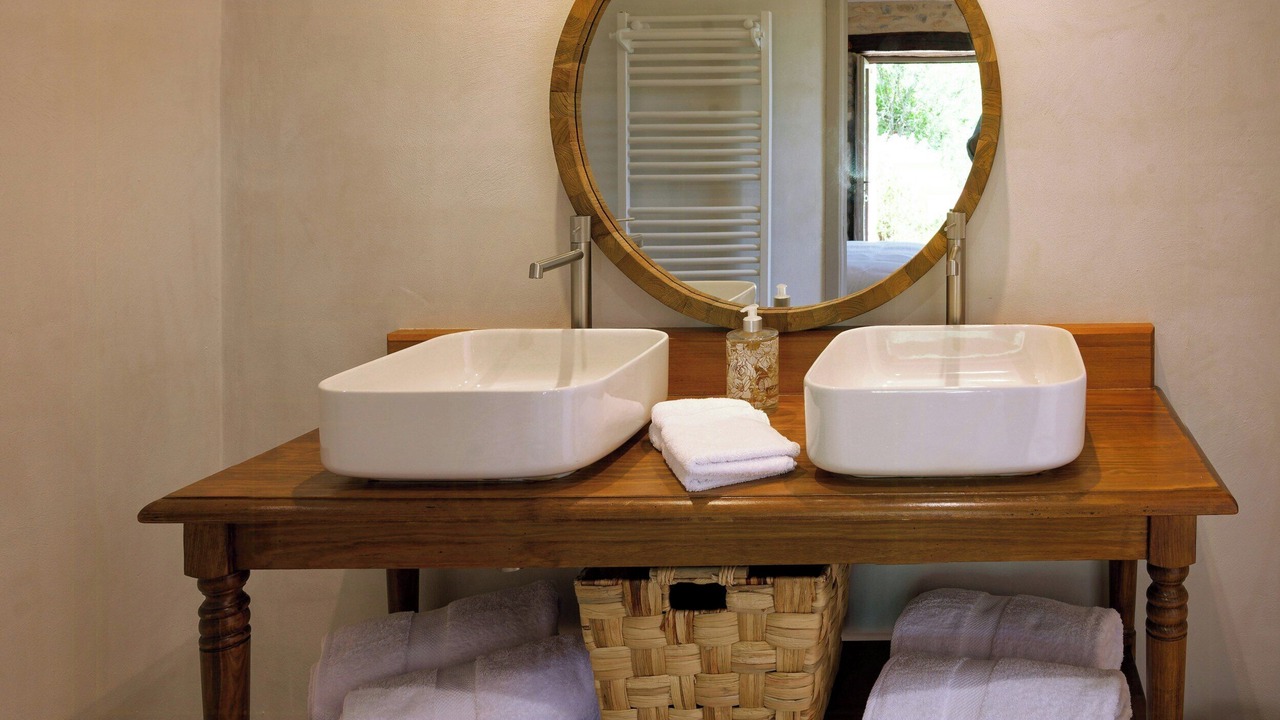 Photo of Bathroom in Chateauneuf-Val-Saint-Donat