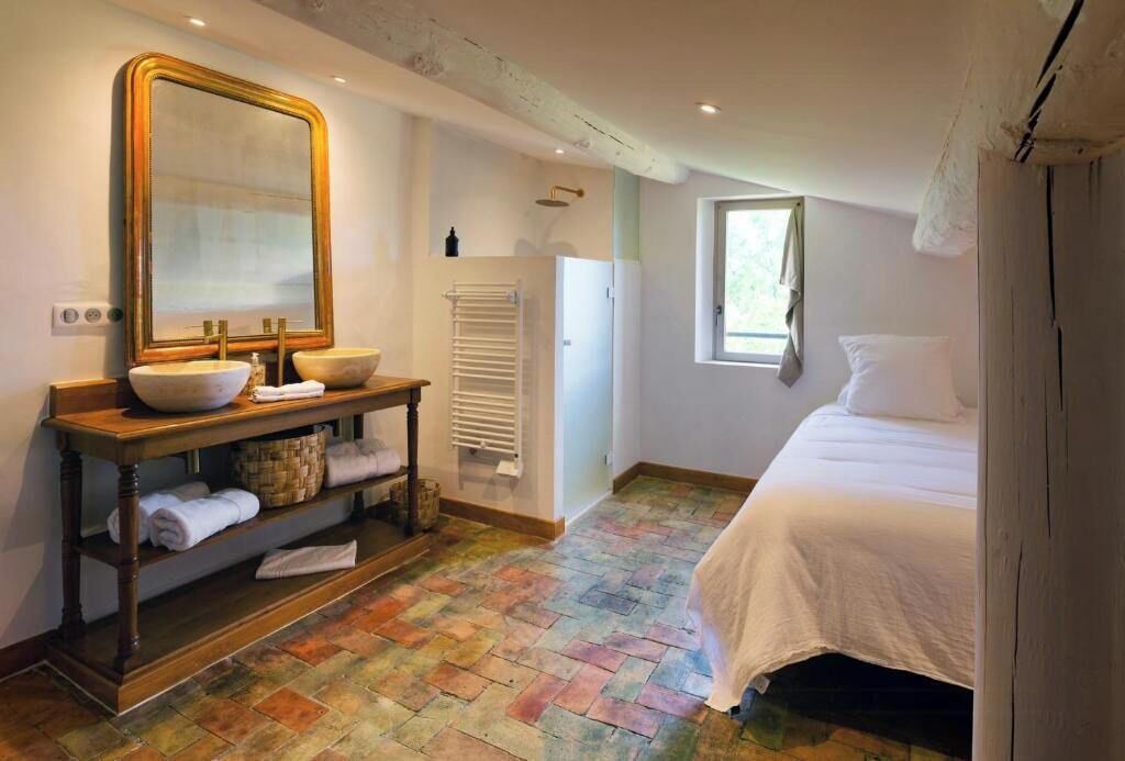 Photo of Bedroom in Chateauneuf-Val-Saint-Donat