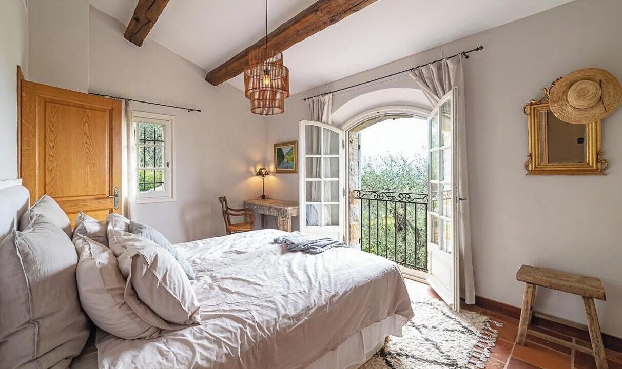 Photo of Bedroom in Chateauneuf-Grasse