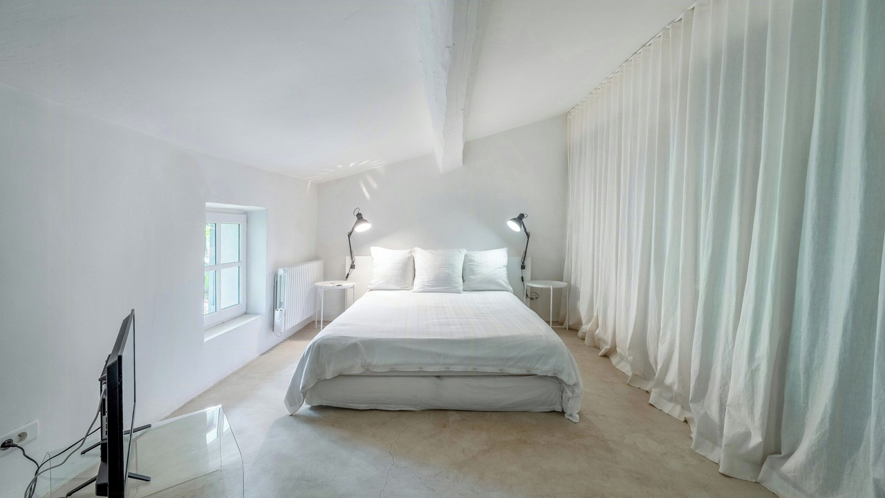 Photo of Bedroom in Apt