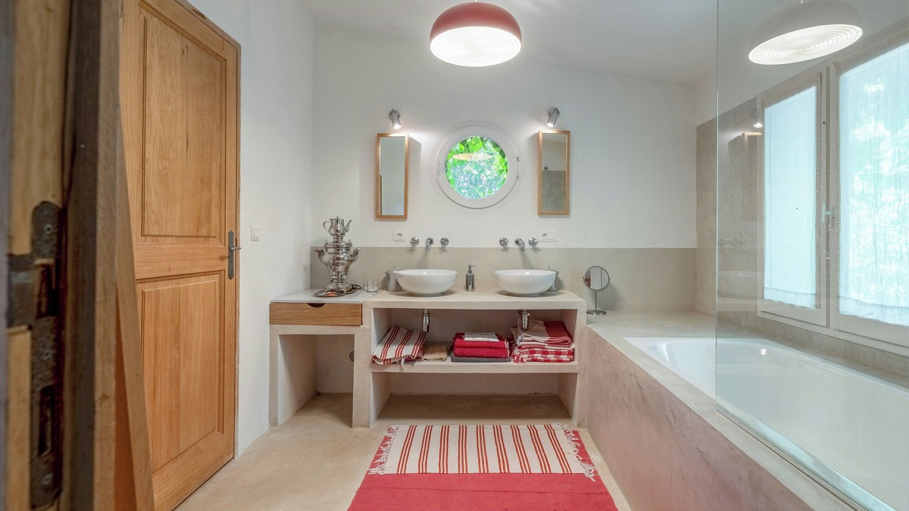 Photo of Bathroom in Apt
