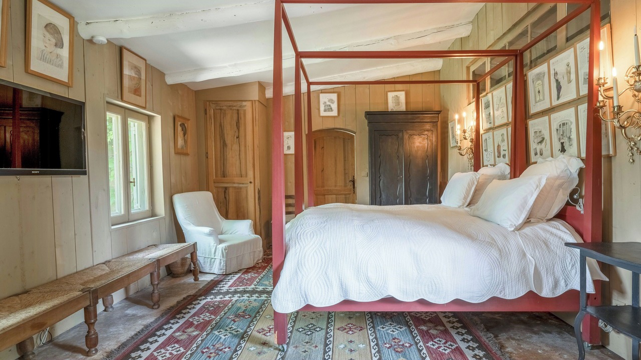 Photo of Bedroom in Apt
