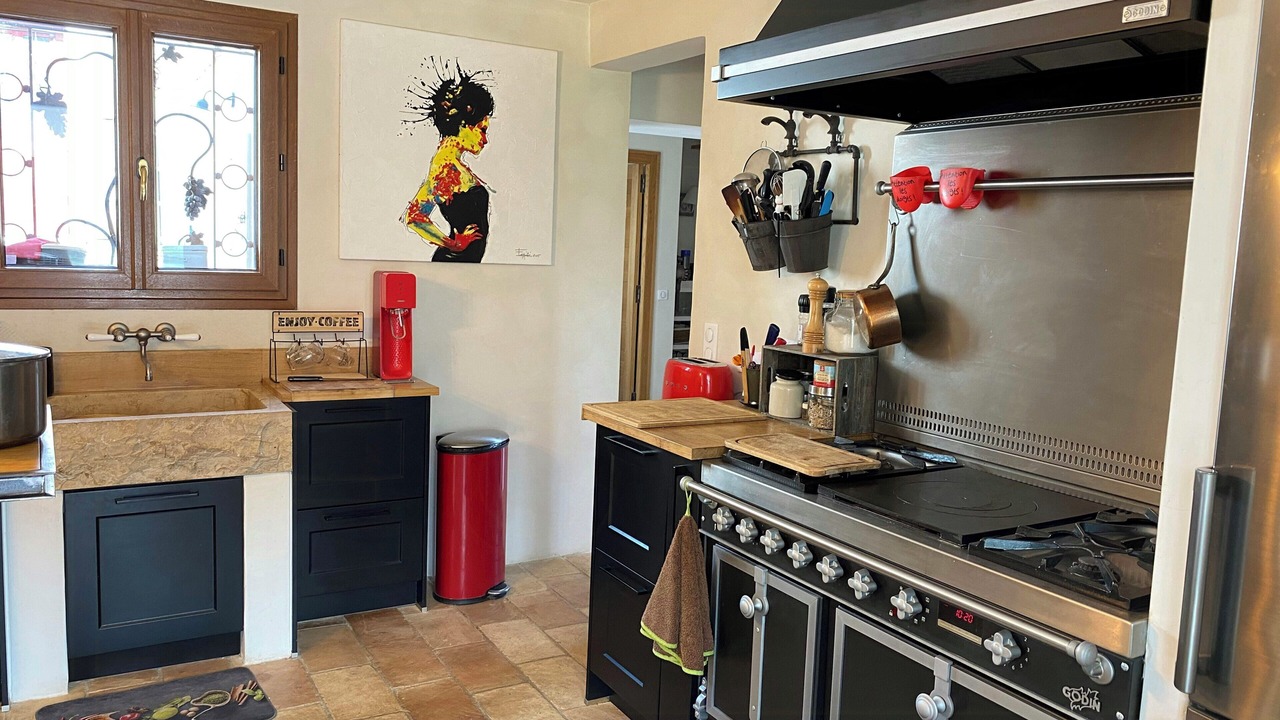 Photo of Kitchen in Tourrettes