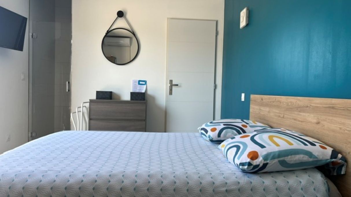 Photo of Bedroom in Istres