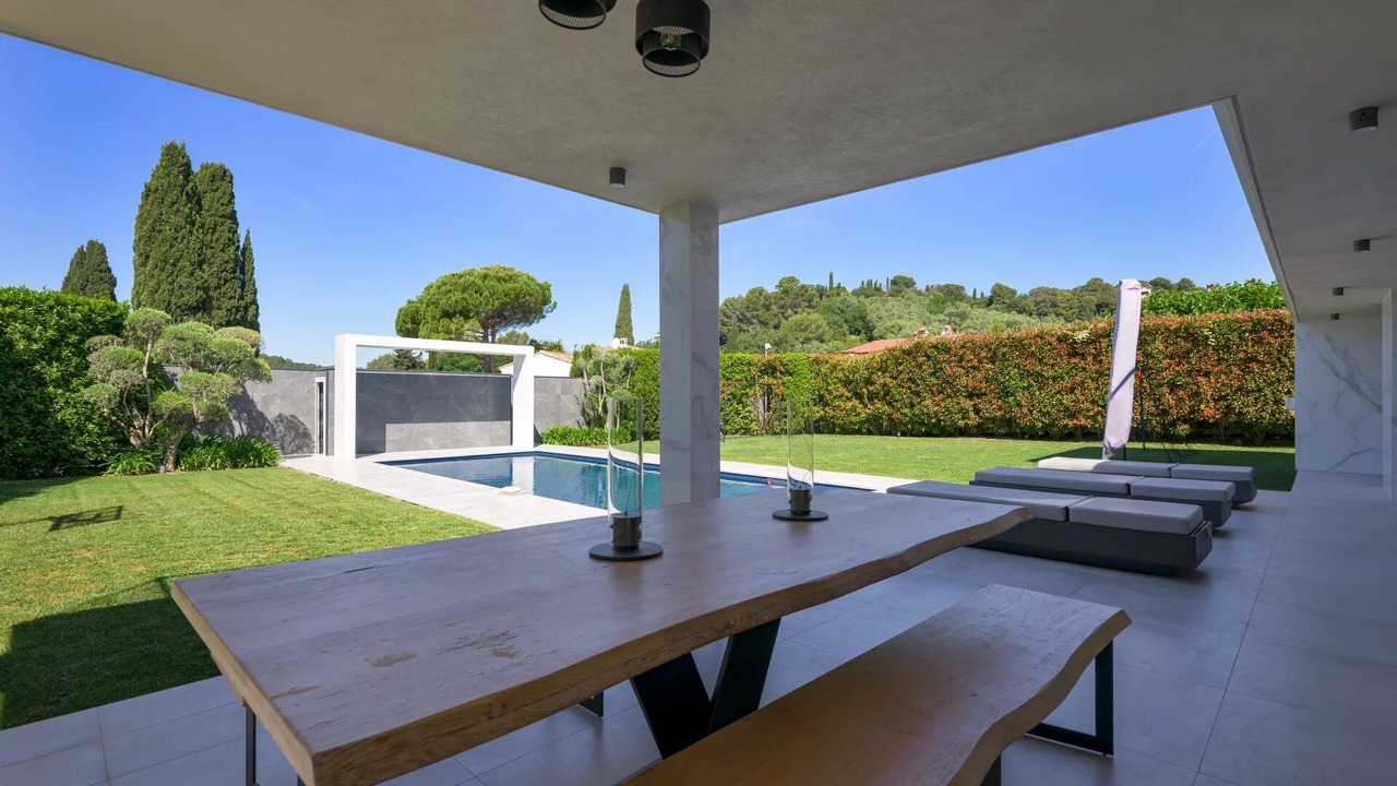 Photo of Outdoor in Biot
