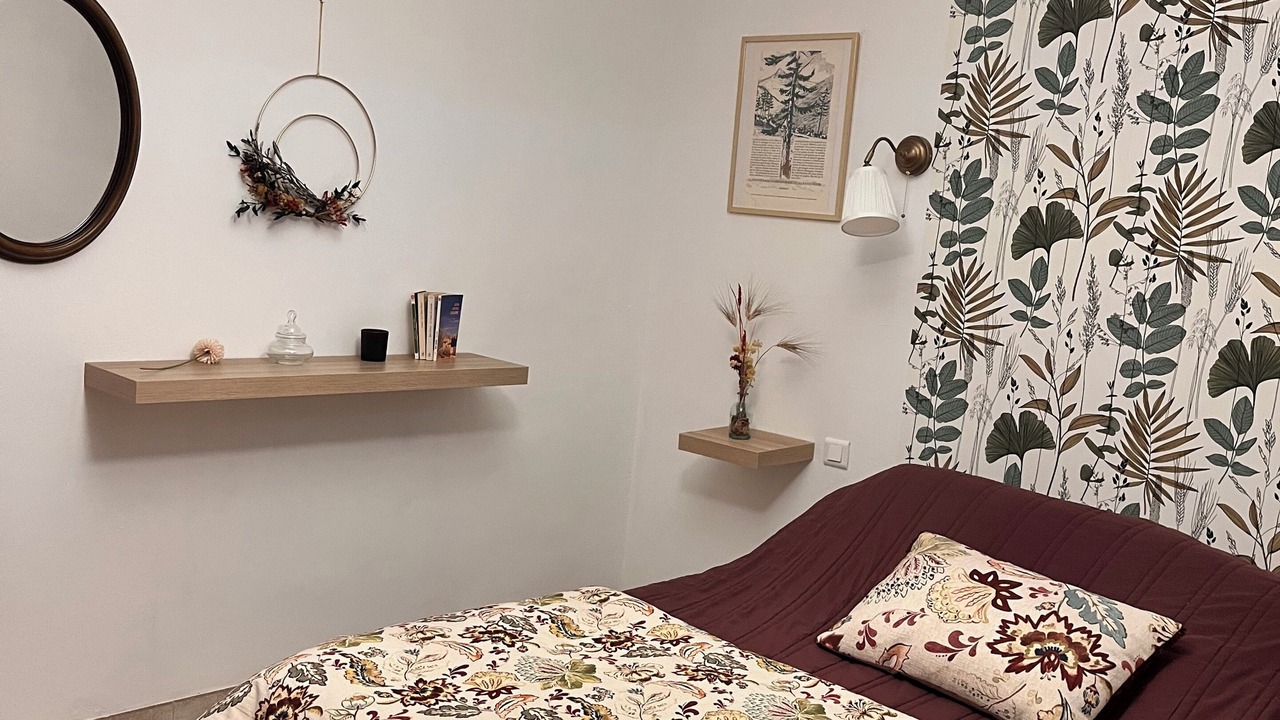 Photo of Bedroom in Saint-Martin-de-Castillon