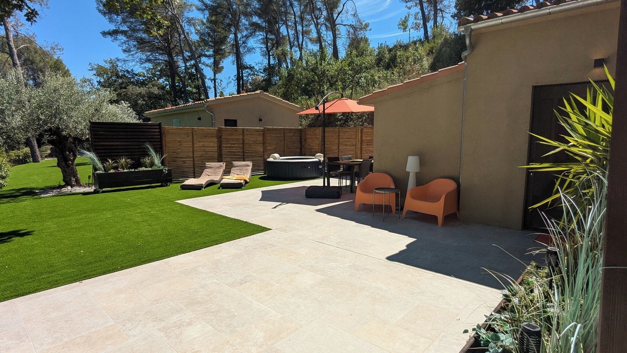 Photo of Patio Balcony in Est