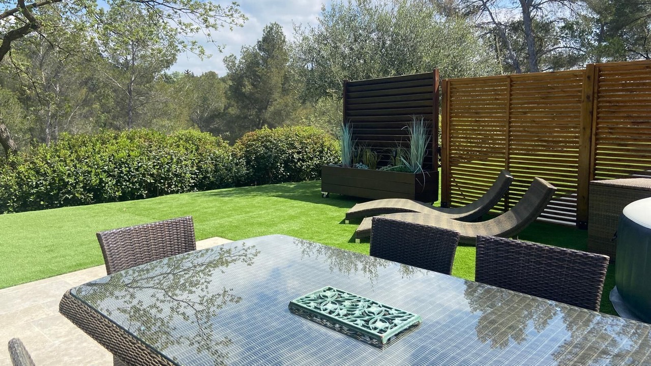 Photo of Outdoor in Est