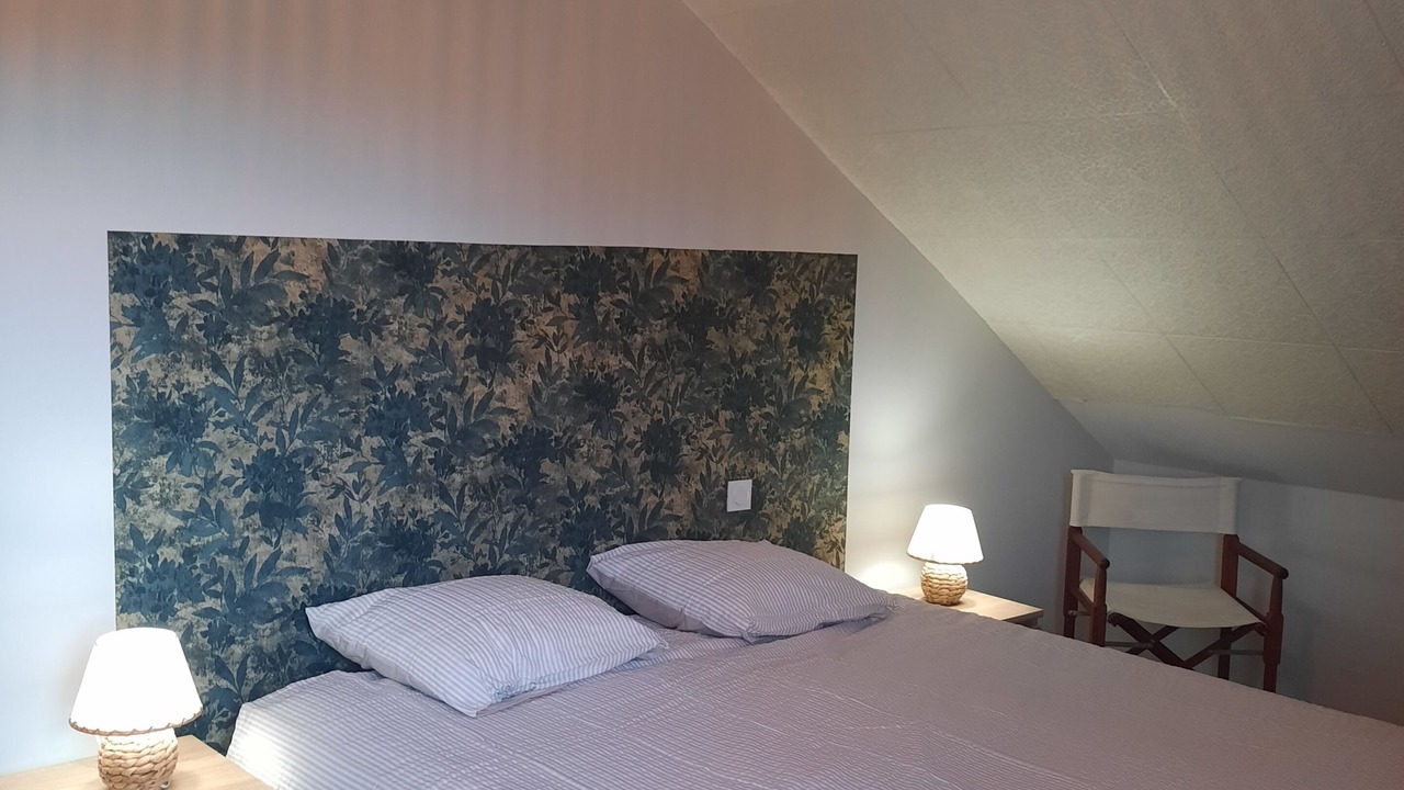 Photo of Bedroom in Gap