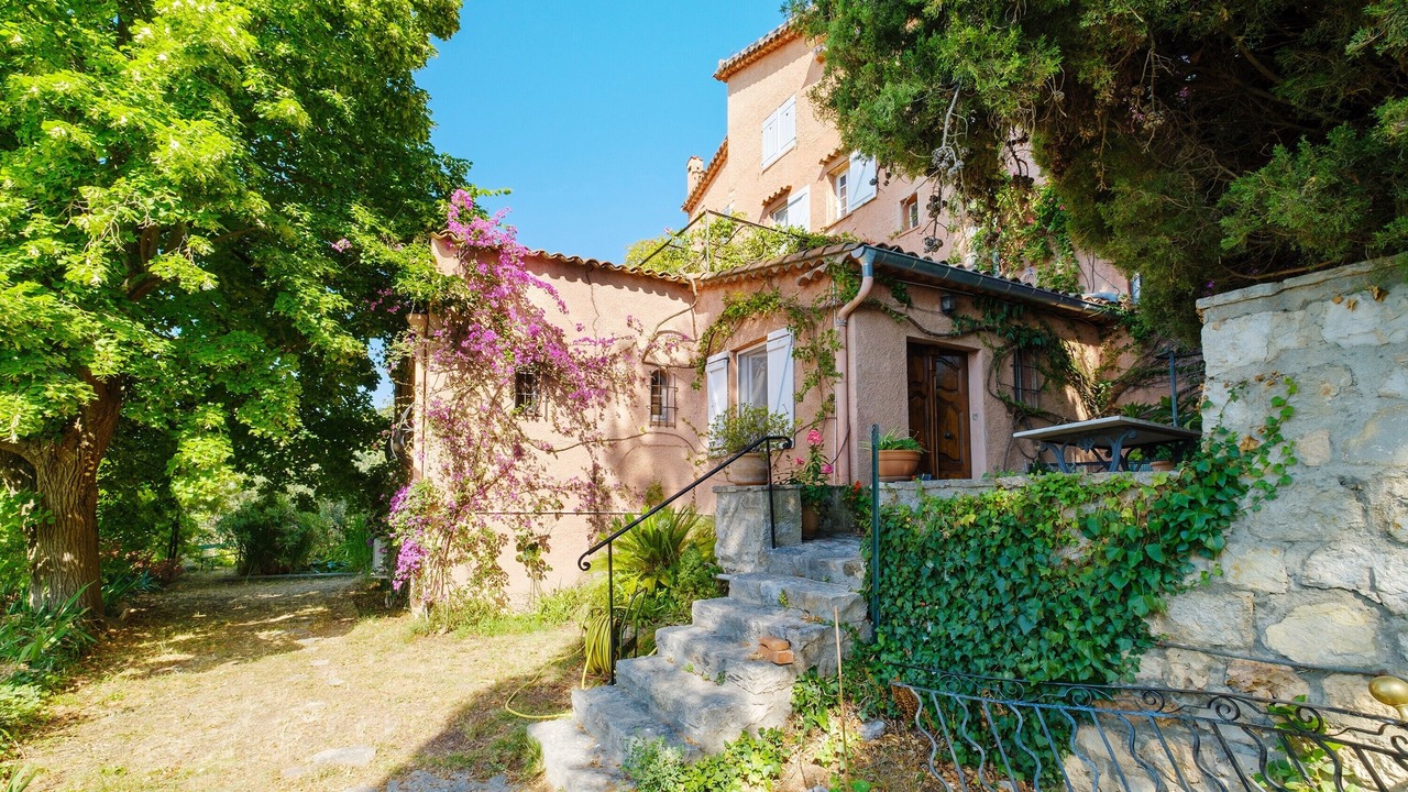 Photo of Outdoor in Speracedes
