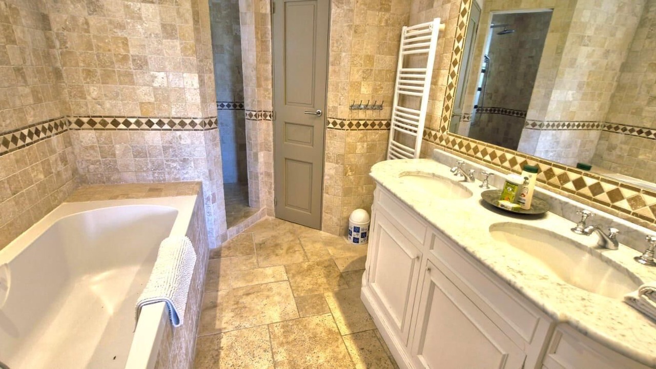 Photo of Bathroom in Sainte-Maxime - Saint-Tropez