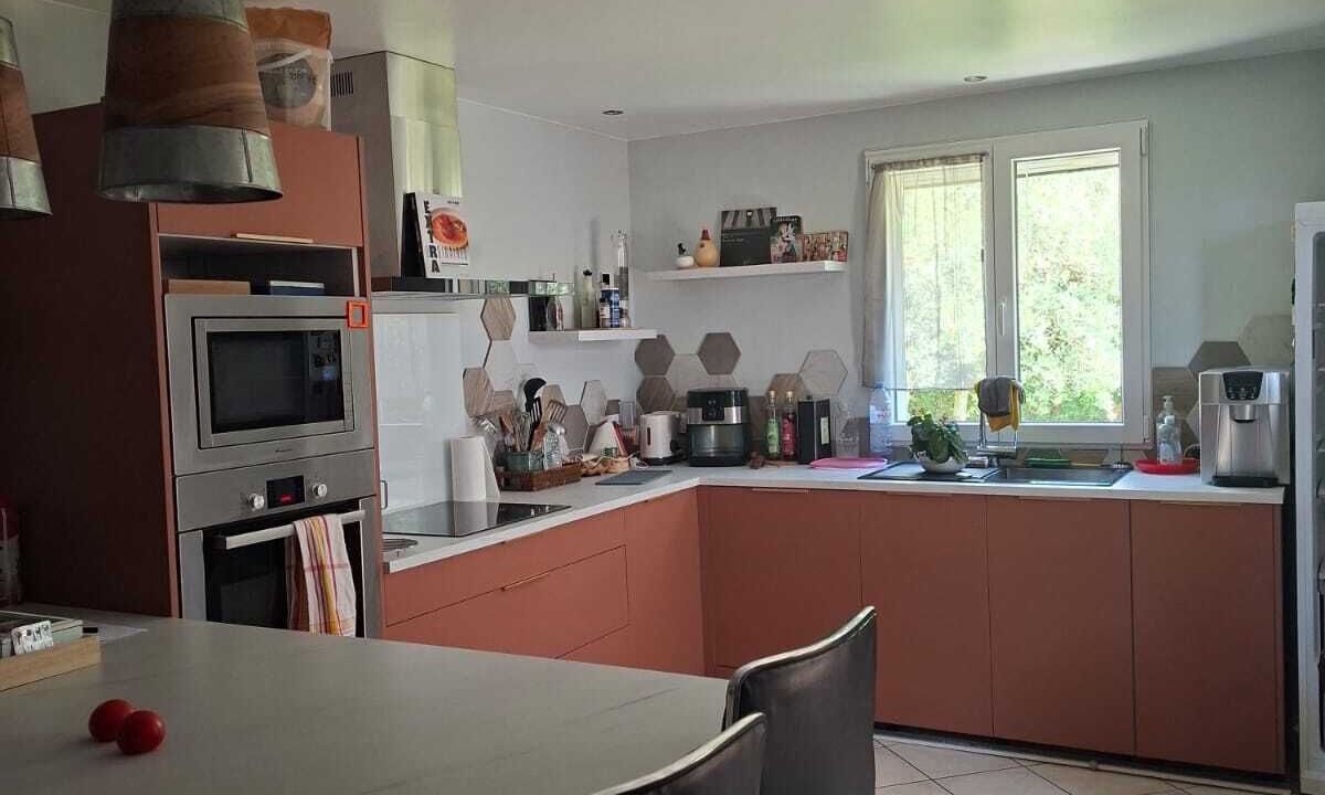 Photo of Kitchen in Les Mees