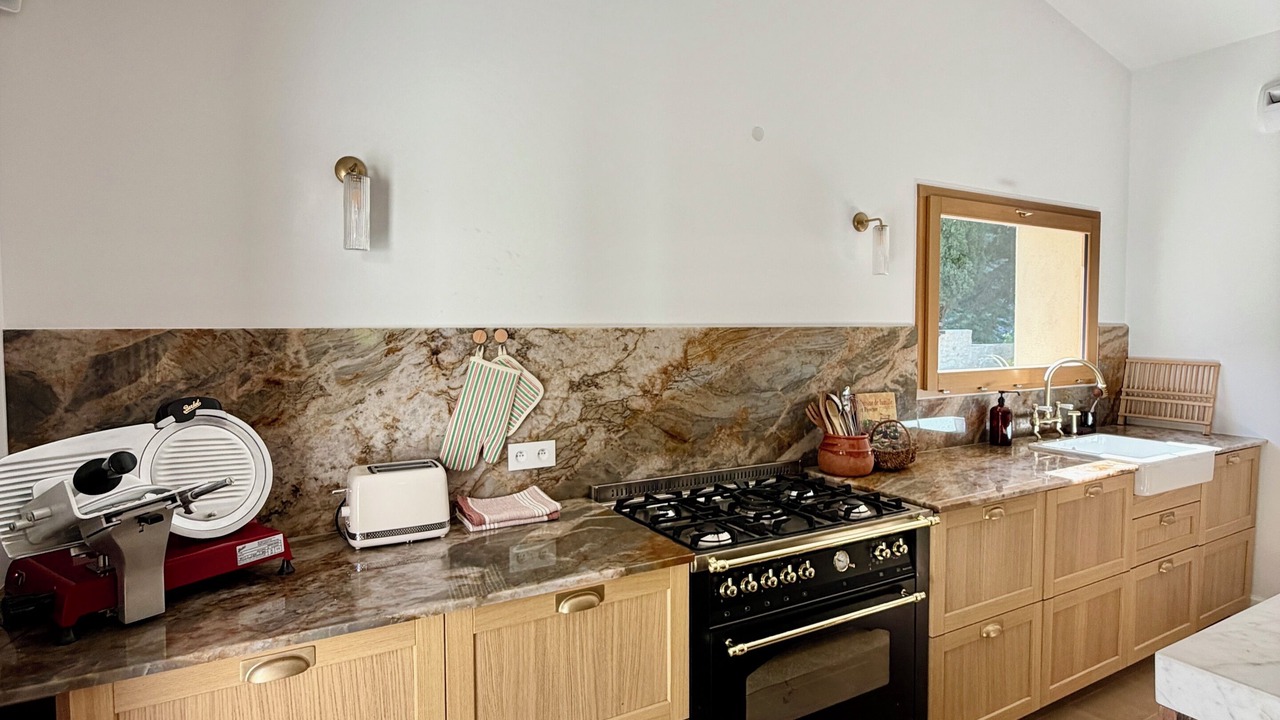 Photo of Kitchen in St.-Remy-de-Provence