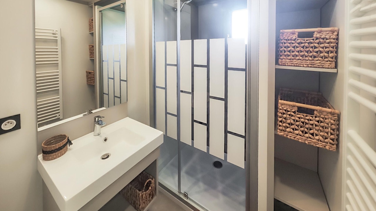 Photo of Bathroom in Olonzac
