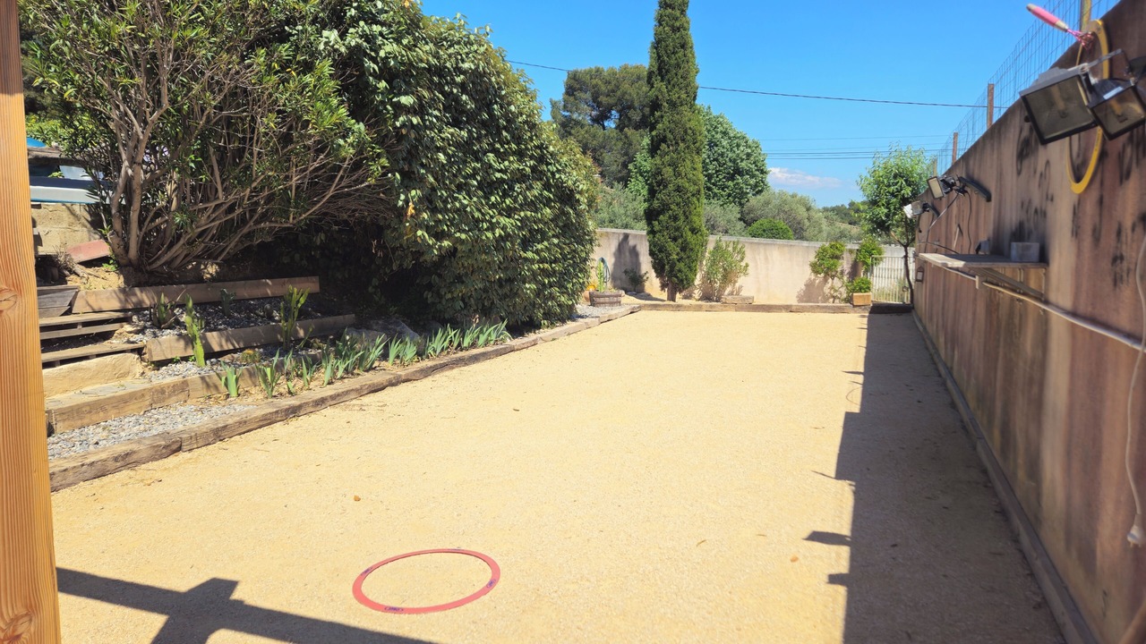 Photo of Outdoor in Roquefort-la-Bedoule