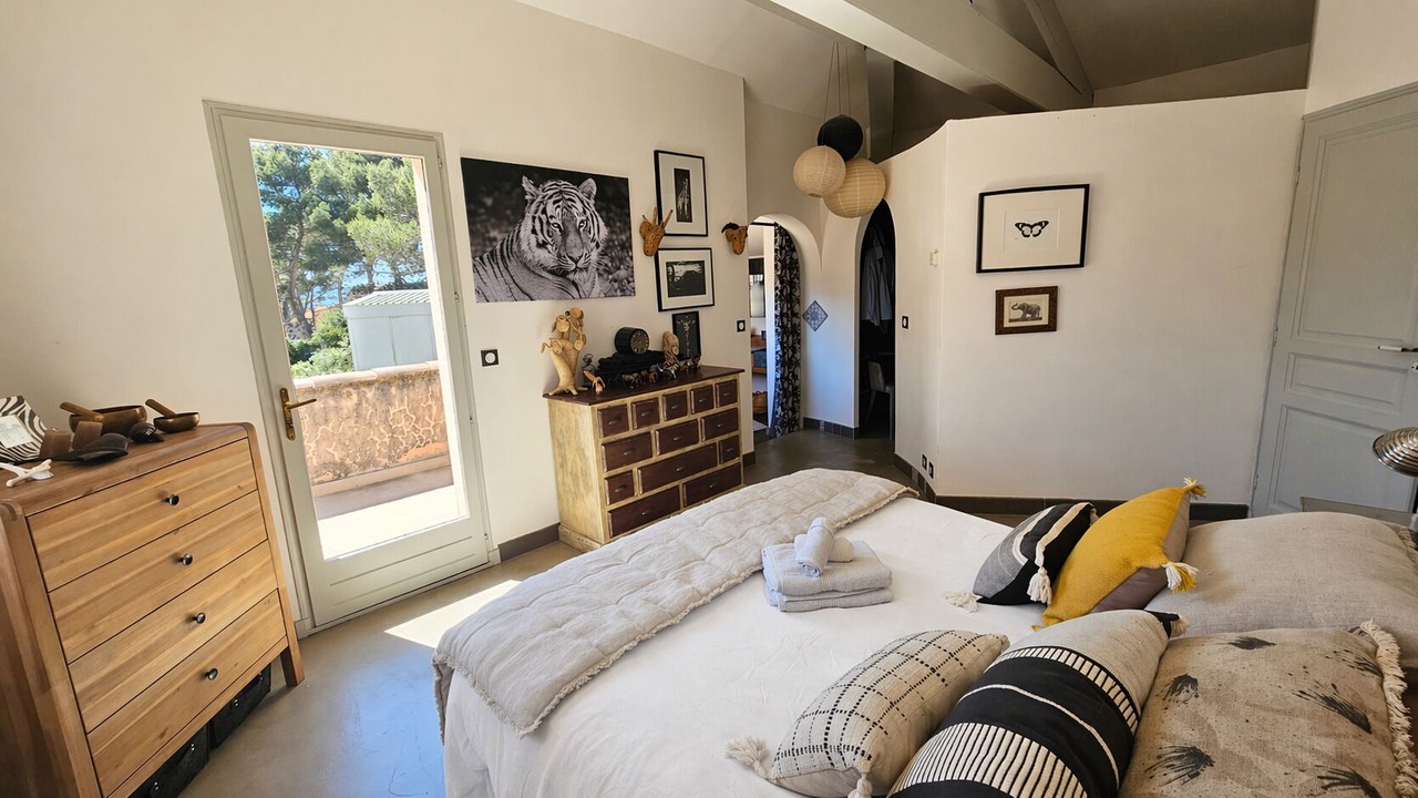 Photo of Bedroom in Roquefort-la-Bedoule