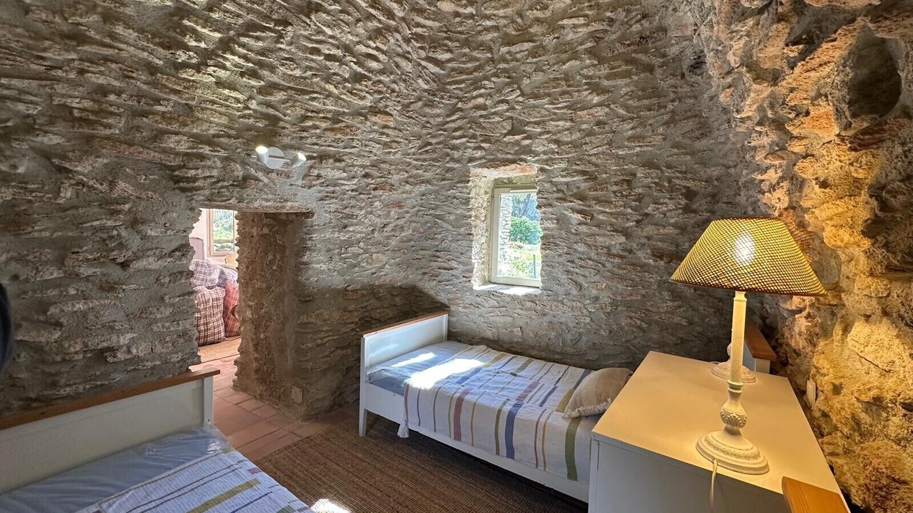 Photo of Bedroom in Bonnieux