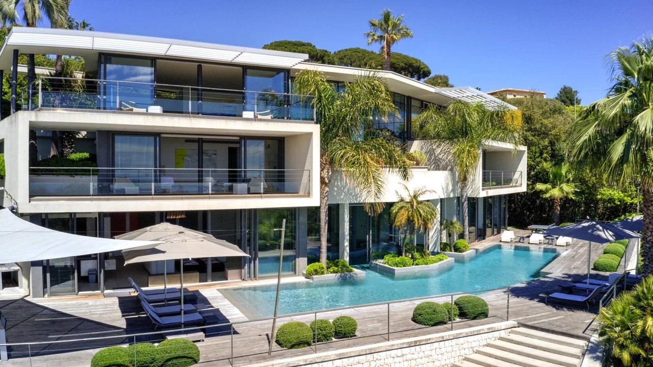 Photo of Outdoor in California - Pezou